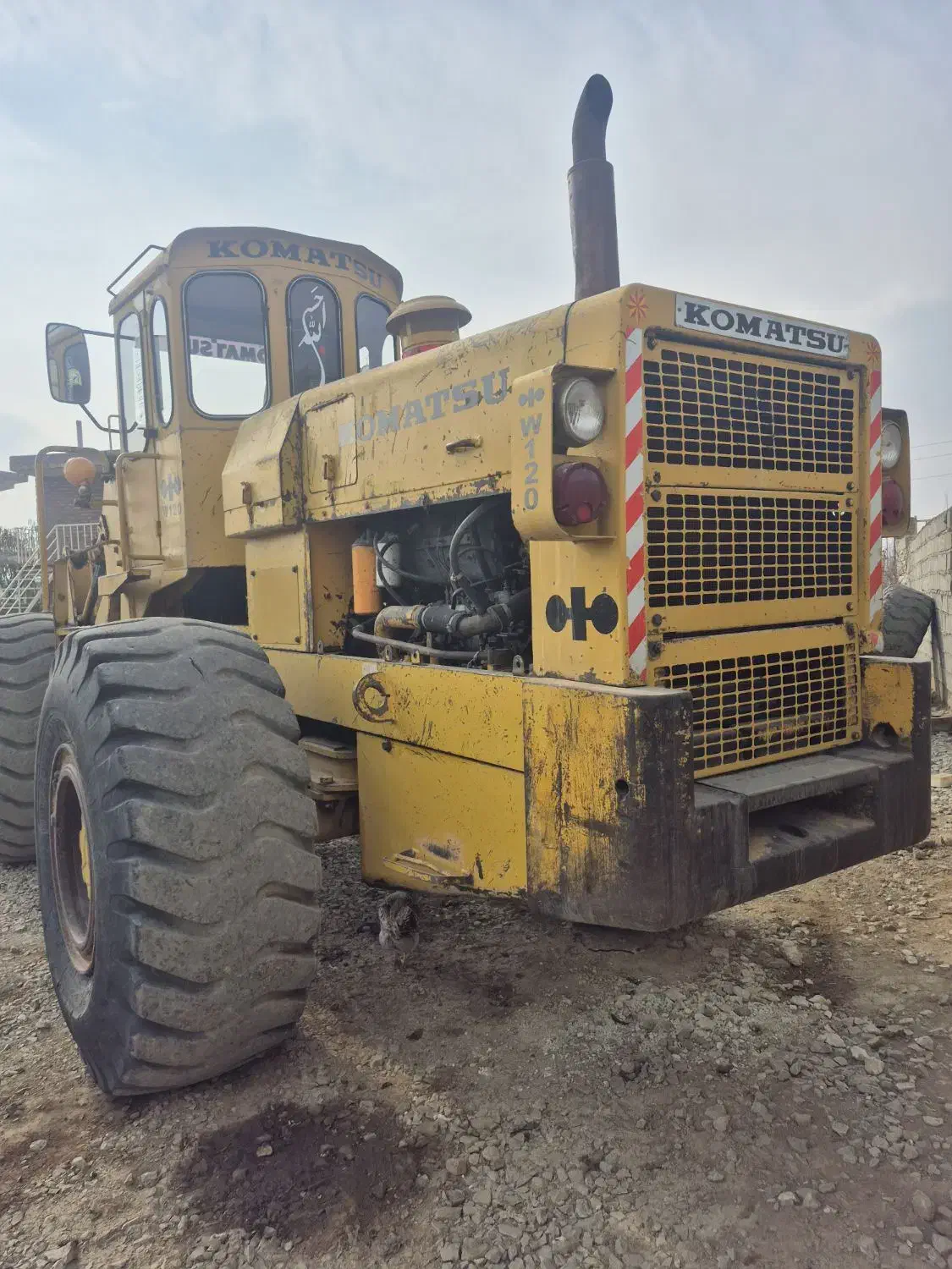 لودر کوماتسو w۱۲۰|خودرو سنگین|میاندوآب, |دیوار