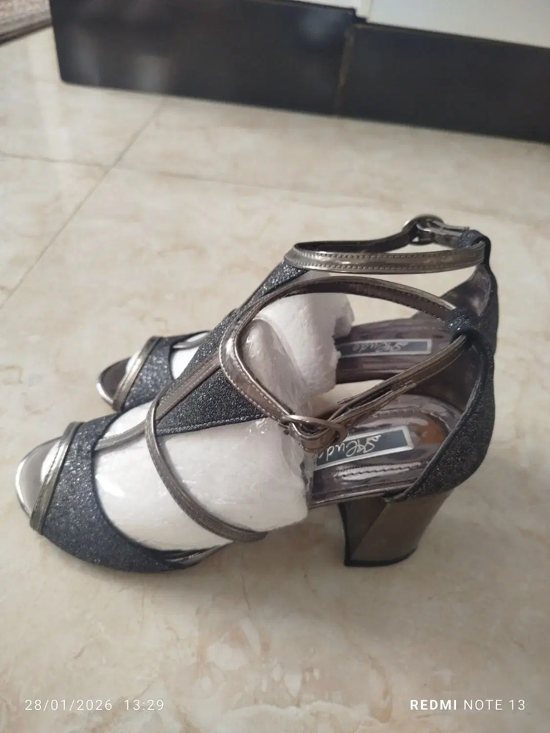 کفش مجلسی|کیف، کفش، کمربند|مشگین شهر, |دیوار