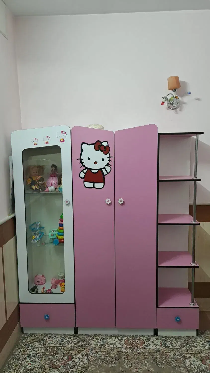 کمد بچه|جاکفشی، کمد، دراور|قم, قلعه کامکار|دیوار