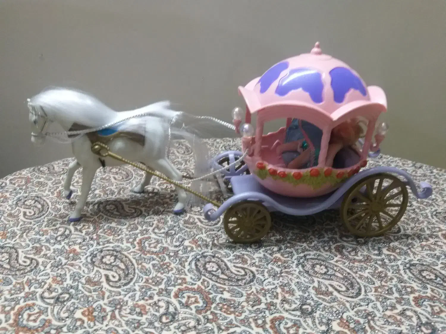 عروسک کالسکه باربی ...|اسباببازی بچه|تهران, امیریه|دیوار