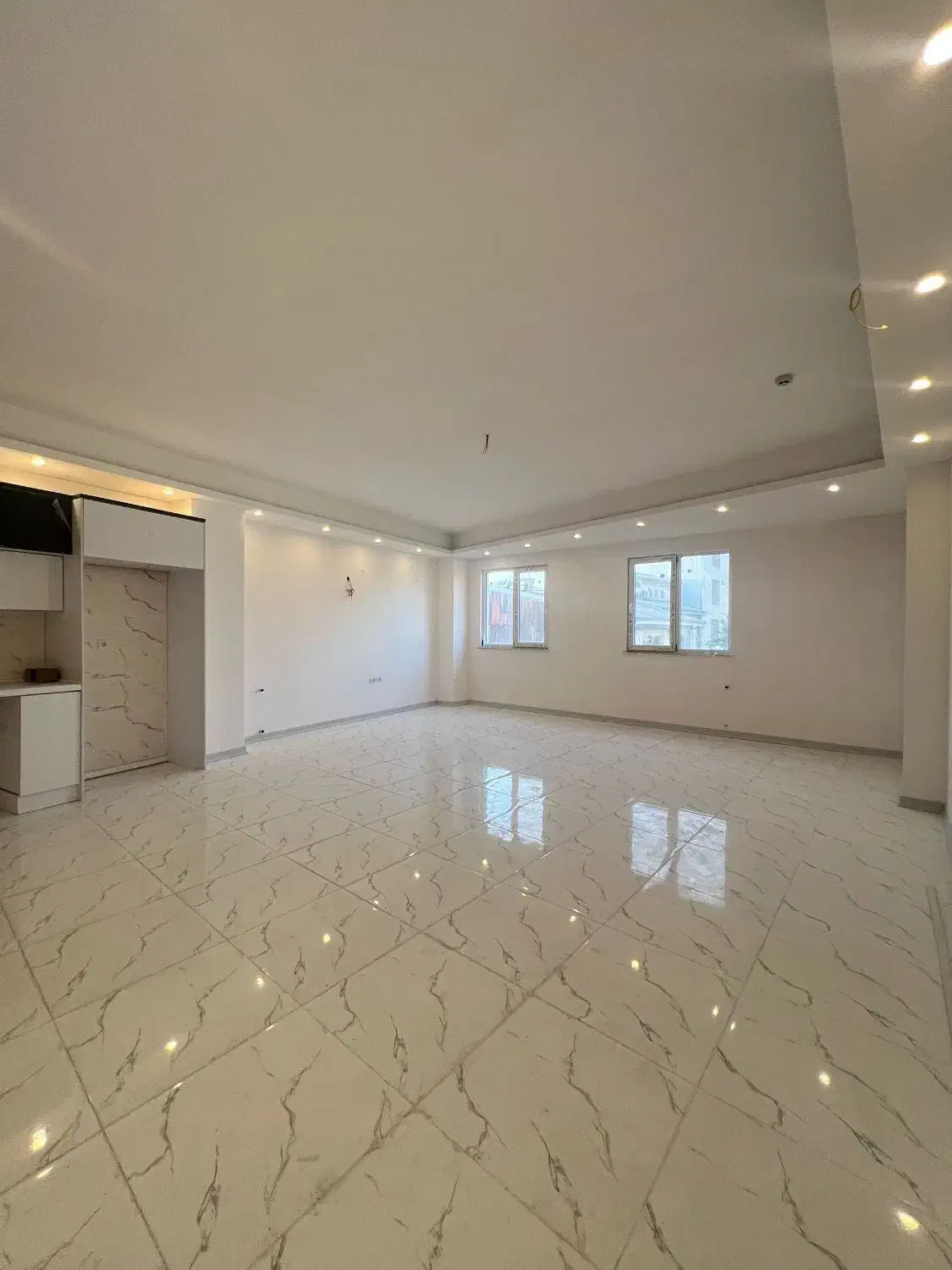 ۱۰۰متری نوساز با مشاعات درخشان و لوکیشن طلایی قیام|فروش آپارتمان|لاهیجان, قیام|دیوار