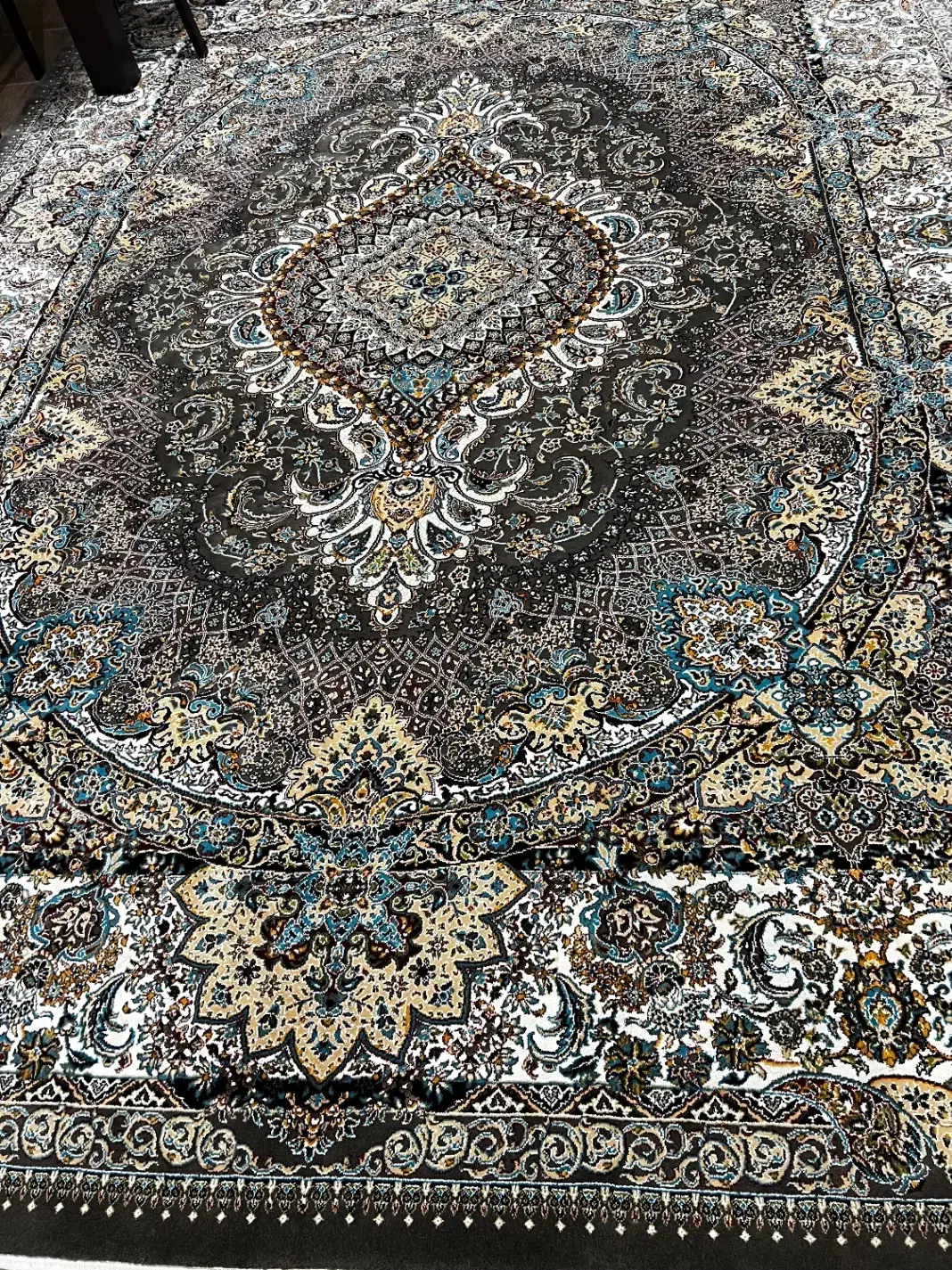 قالی ۱۲متری|فرش|گنبد کاووس, |دیوار