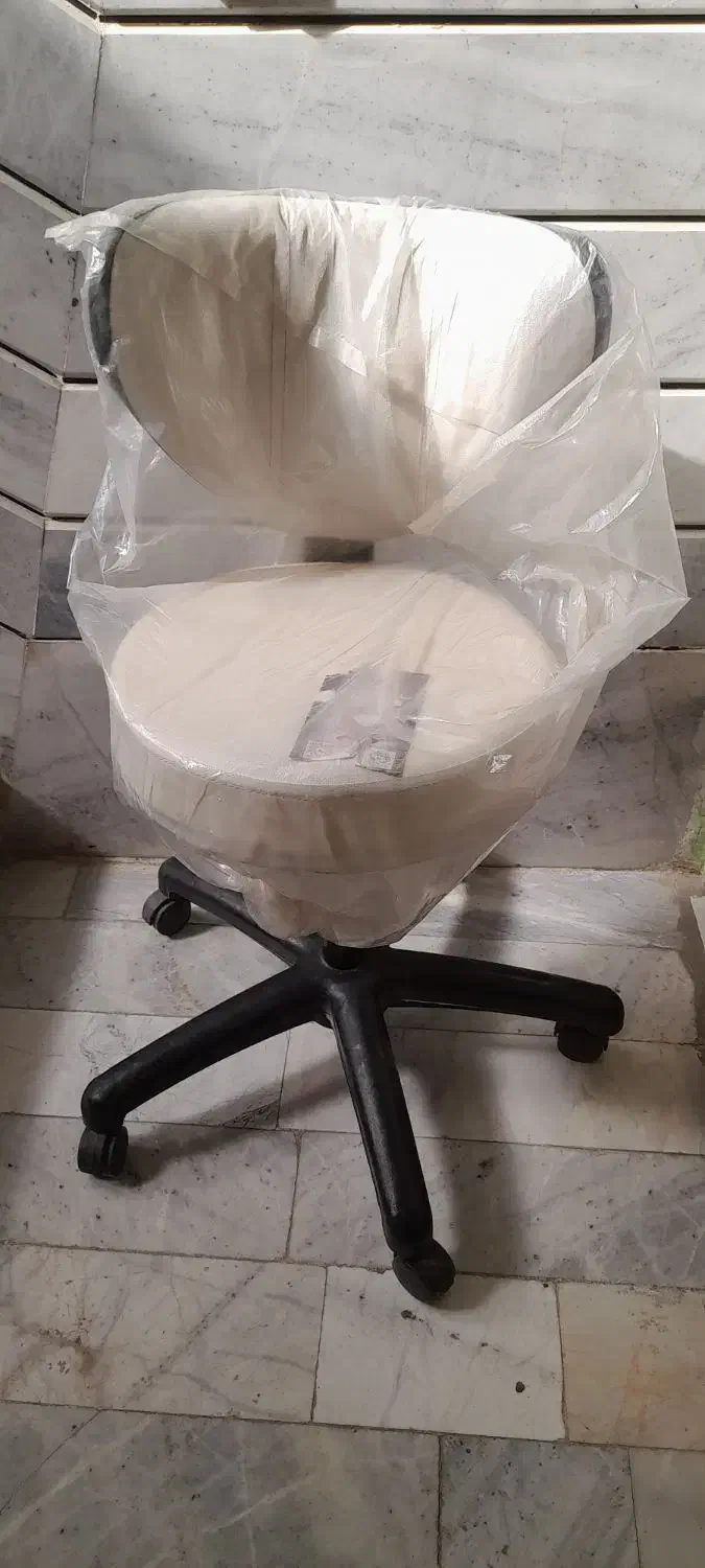 صندلی چرخدار|مبلمان اداری|خمینی‌شهر, |دیوار