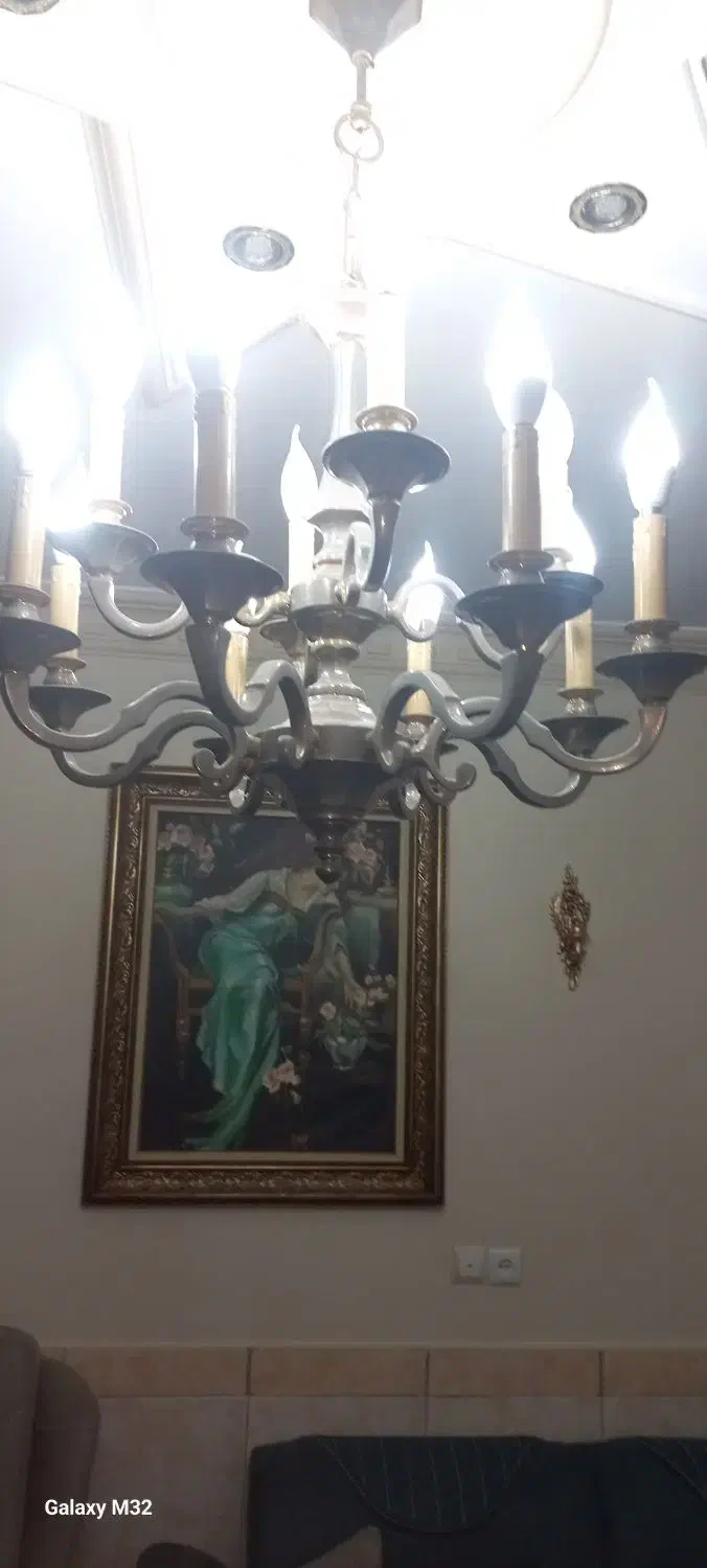 یگ عدد لوستر برنجی سلطنتی|لوستر و چراغ آویز|مشهد, نیزه|دیوار