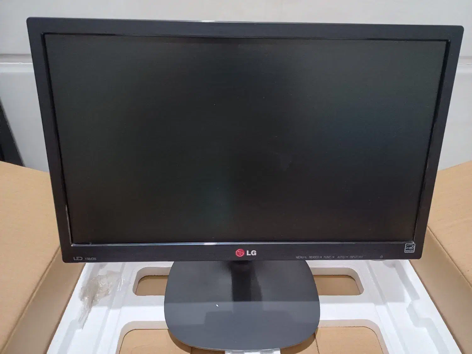 مانیتور ۱۹ اینچ LED|قطعات و لوازم جانبی رایانه|بندرعباس, |دیوار