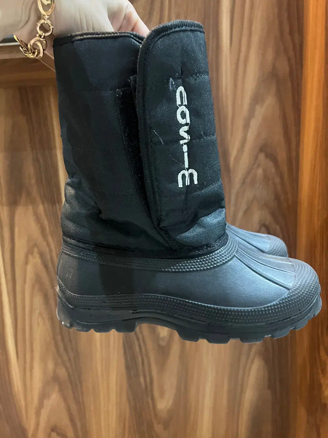 چکمه خزدار|کفش و لباس بچه|رشت, گلسار|دیوار