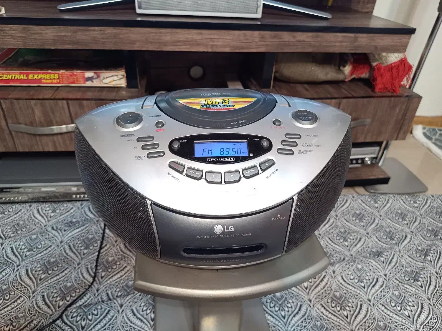 رادیو ضبط ال جی مدل LM-345A|سیستم صوتی خانگی|تهران, هفت چنار|دیوار