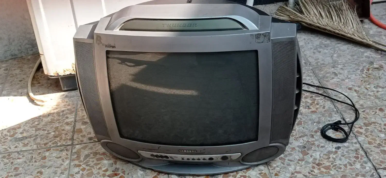 تلوزیون|تلویزیون و پروژکتور|باوی, |دیوار