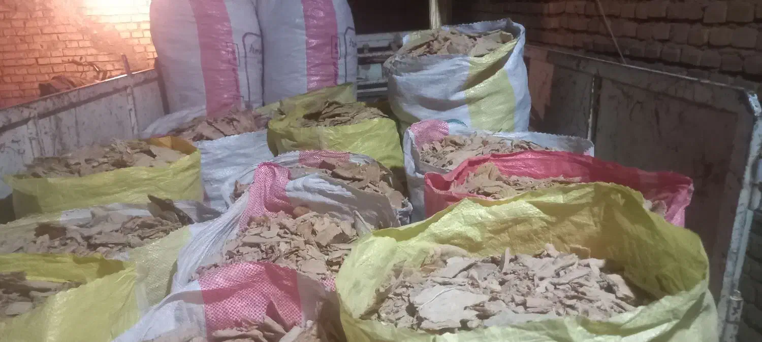 نان خشک ۳۵۰ کیلو هست|عمده‌فروشی|سبزوار, قلعه‌نو دهزار|دیوار