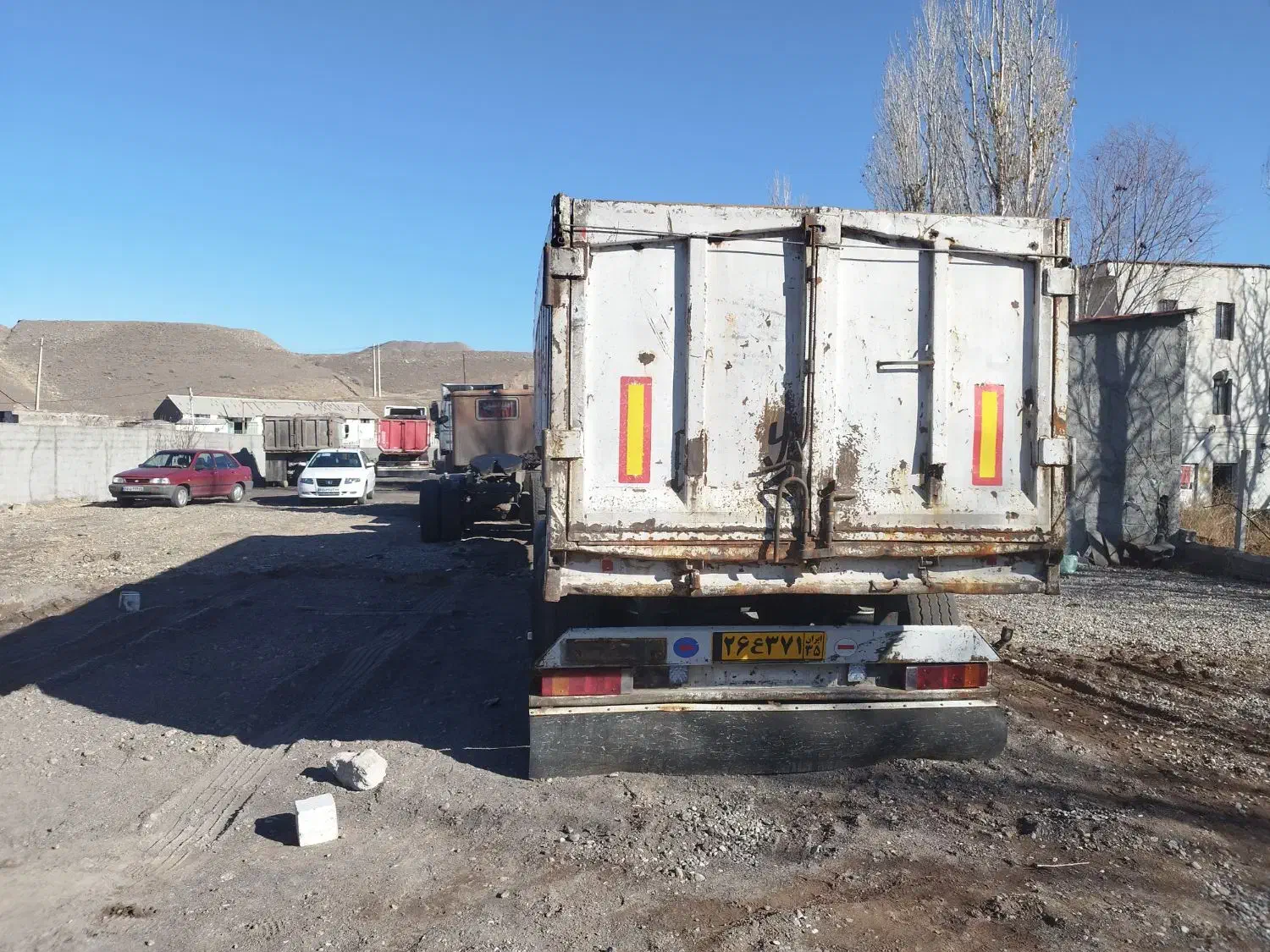 کمپرسی|خودرو سنگین|میانه, |دیوار