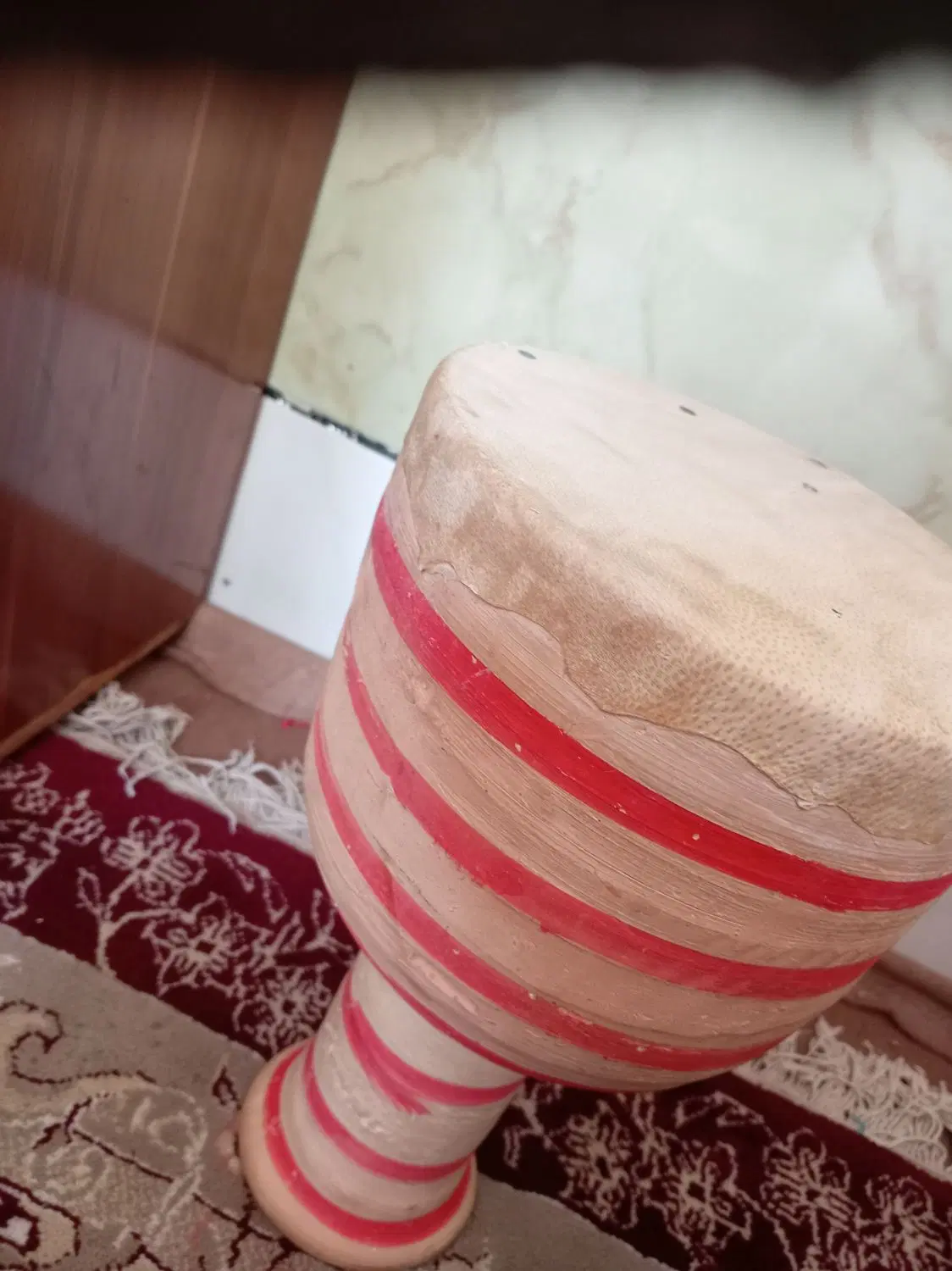 تمبک|سازهای سنتی|باغ بهادران, |دیوار