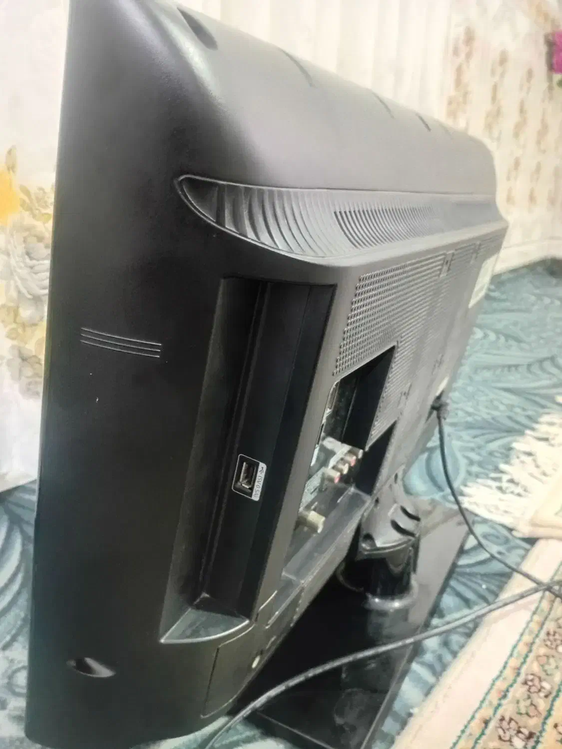 با سلام  تلویزیون ۲۶ سامسونگ در حد|تلویزیون و پروژکتور|گنبد کاووس, |دیوار