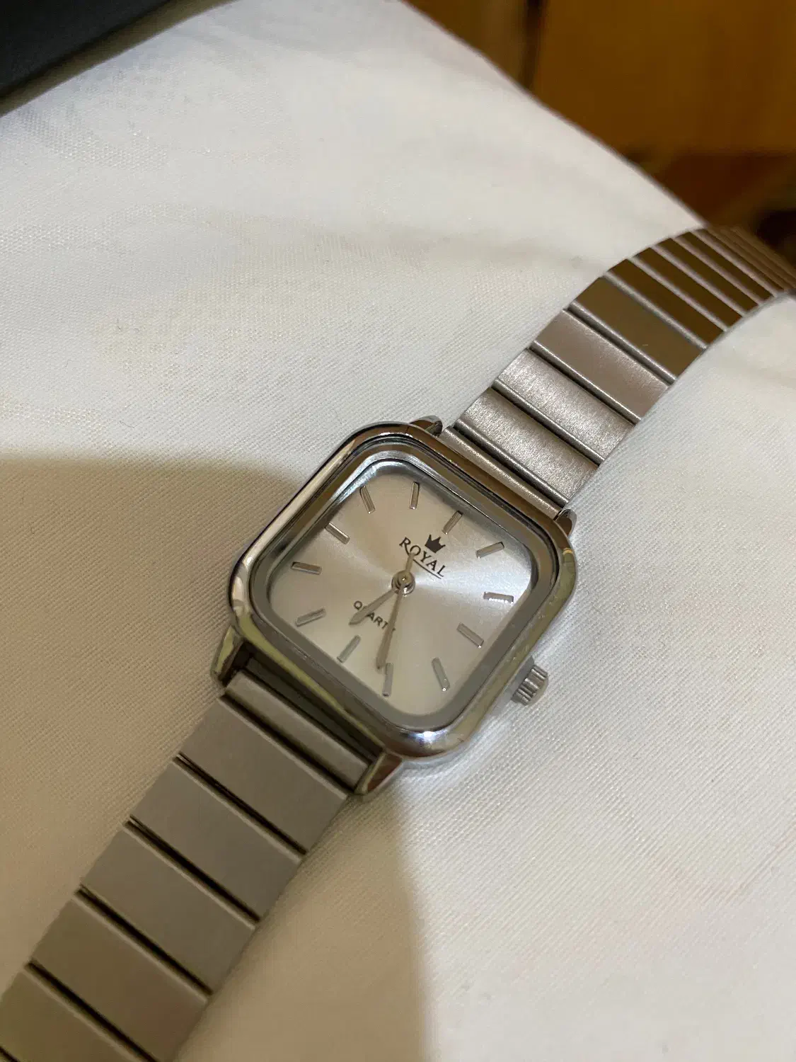 ساعت نو به فروشمیرسد|ساعت|بجنورد, |دیوار