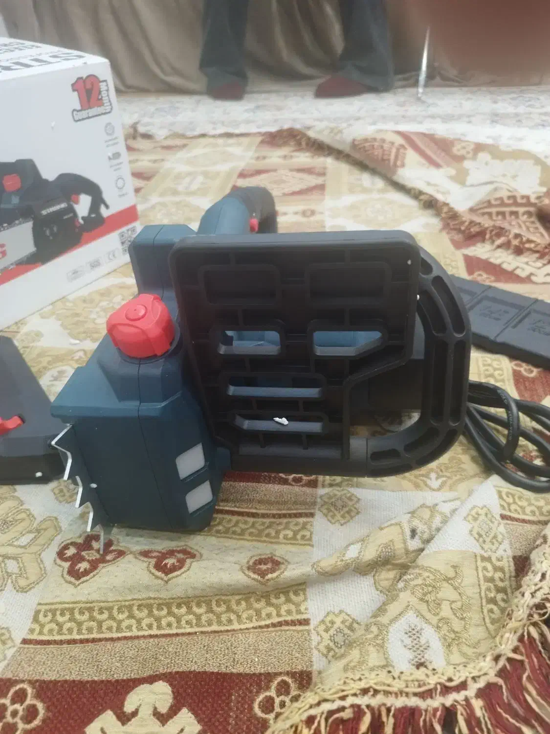 اره زنجیری درخت بر قوی با تیغه شیلدرجنس خوب|ابزارآلات|اصفهان, براآن شمالی|دیوار