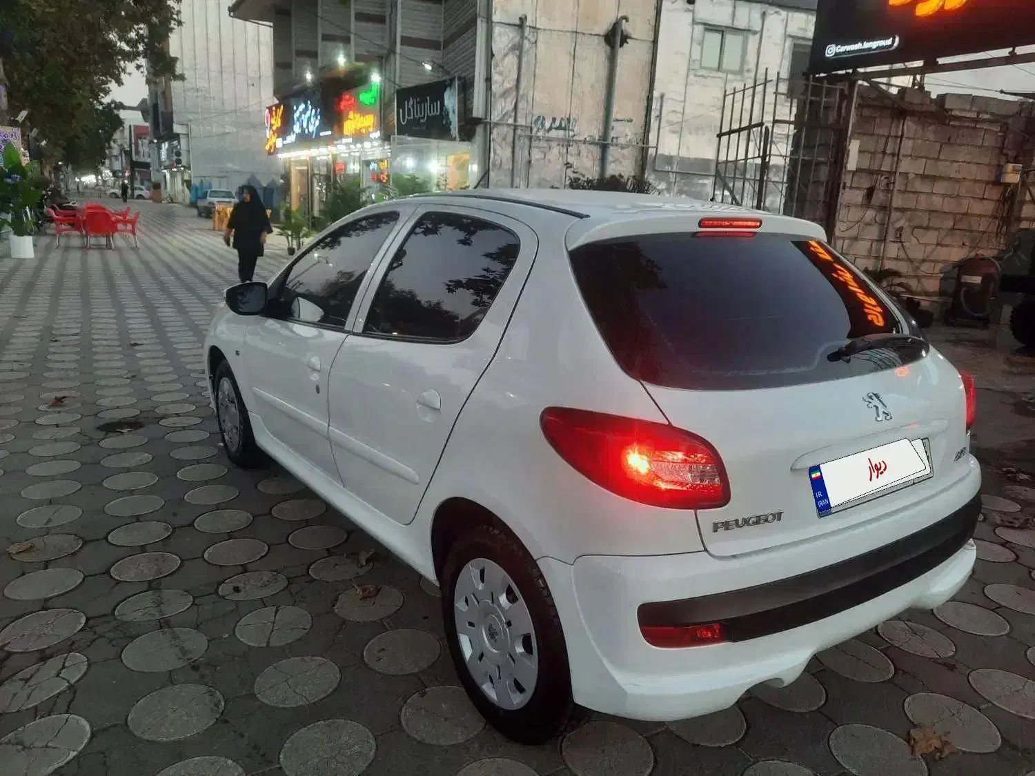 ۲۰۷مدل۱۴۰۱فرمون برقی درجه۱ بیرنگ|خودرو سواری و وانت|رشت, جانبازان|دیوار