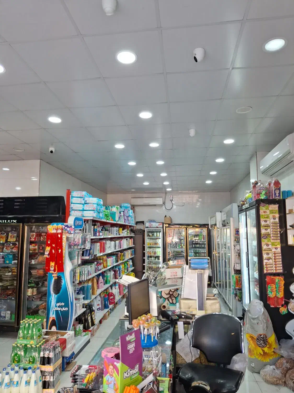 استخدام خانم واقا درهایپر|استخدام خدمات فروشگاه و رستوران|بندر ماهشهر, |دیوار