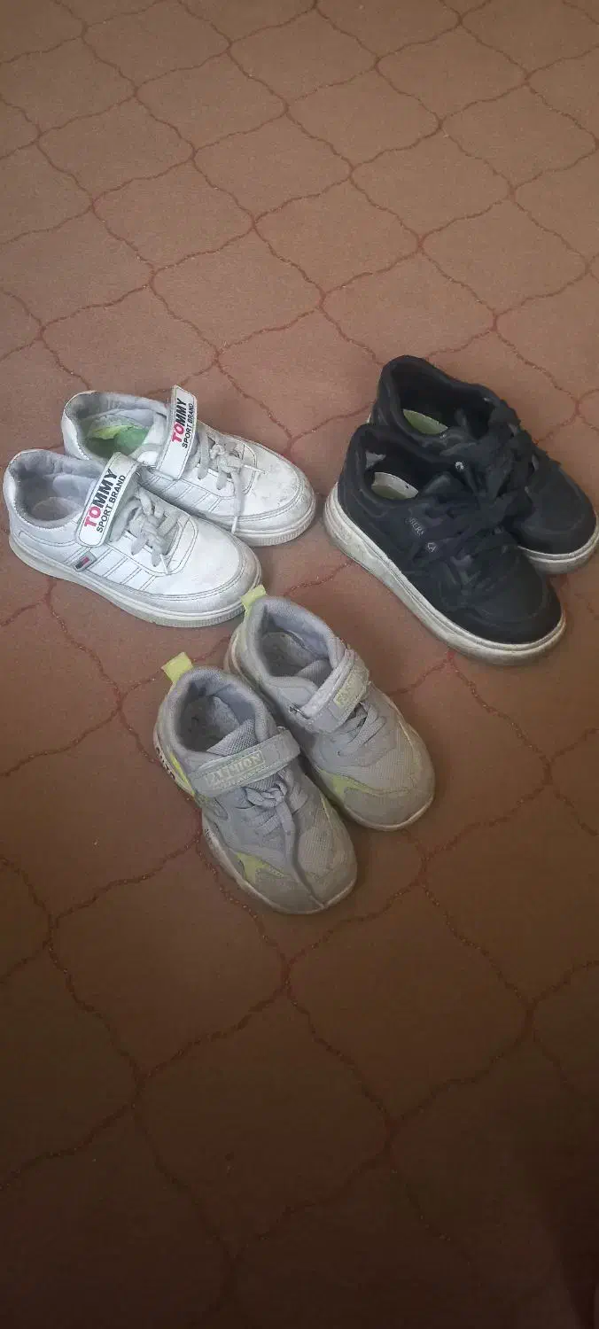 سلام کفش بچگانه|کفش و لباس بچه|قم, قلعه کامکار|دیوار