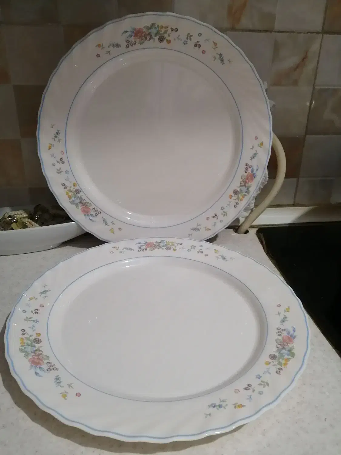 دوعدد دیس تخت ویکتوریا فرانسه|ظروف سرو و پذیرایی|تهران, تهرانسر مرکزی|دیوار