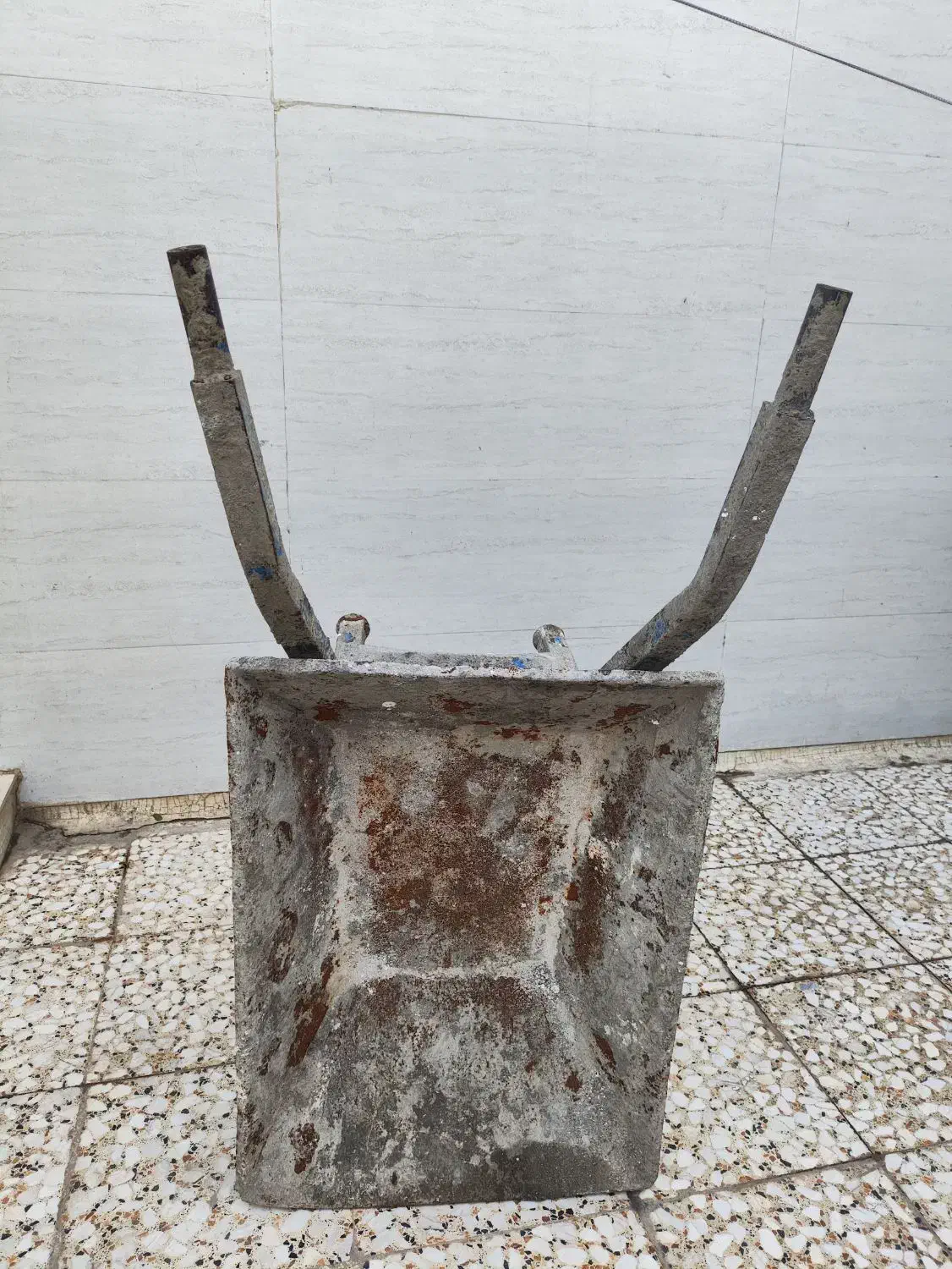 فرقون|ابزارآلات|کارون, |دیوار