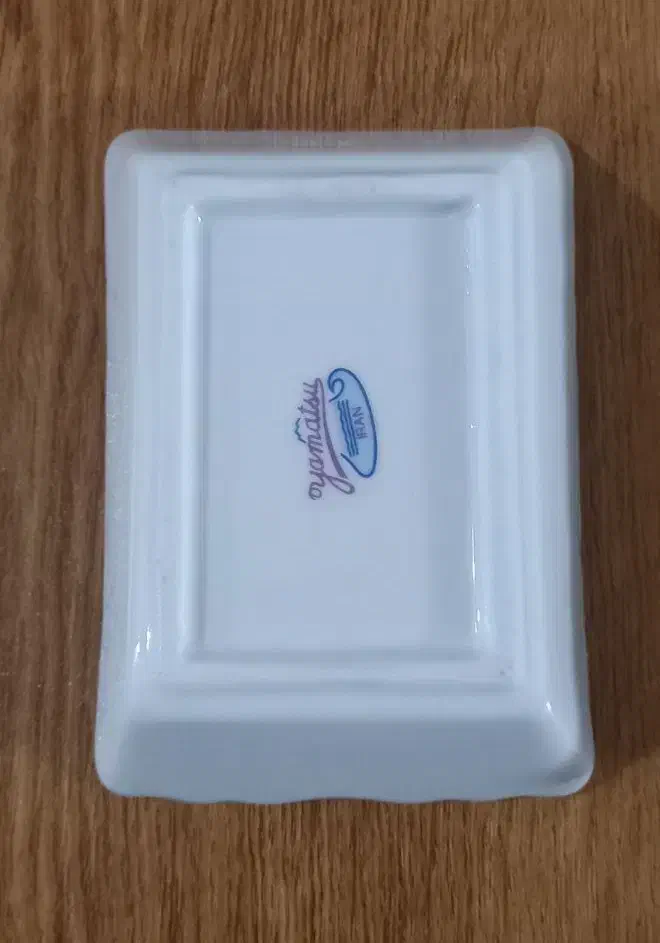 جاسیگاری|ظروف سرو و پذیرایی|قم, باغ کرباسی|دیوار