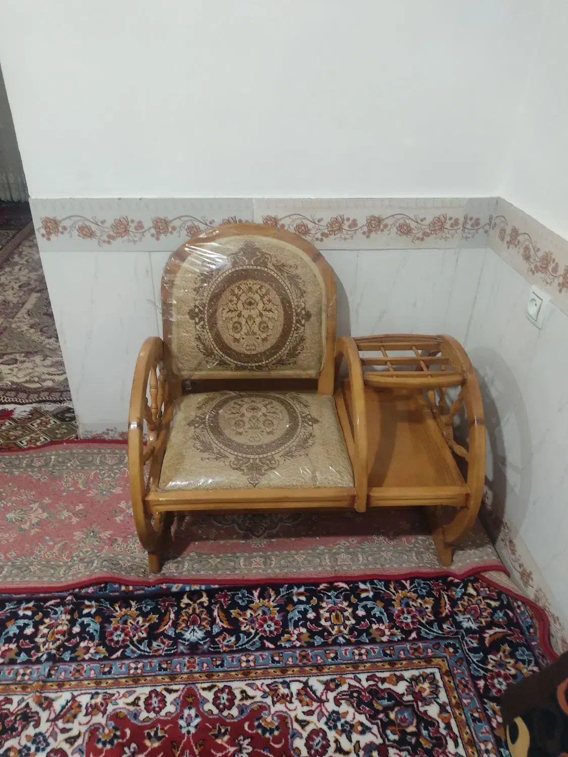 میزتلفن|میز تلفن|بروجرد, |دیوار