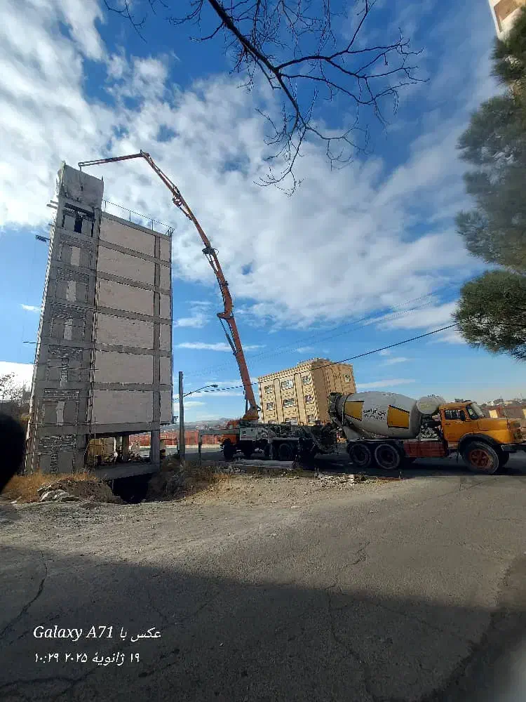 اجاره انواع پمپ بتن ثابت و سیار،تراک میکسر|خدمات حمل و نقل|تبریز, |دیوار