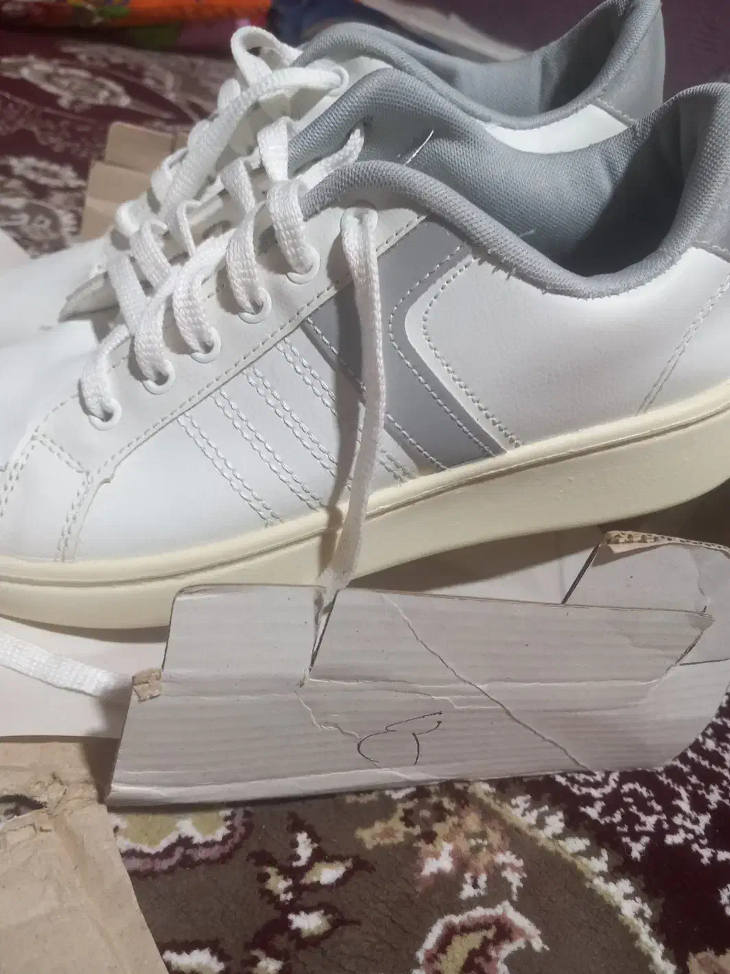 کتانی سفید سایز 40|کیف، کفش، کمربند|اردبیل, |دیوار