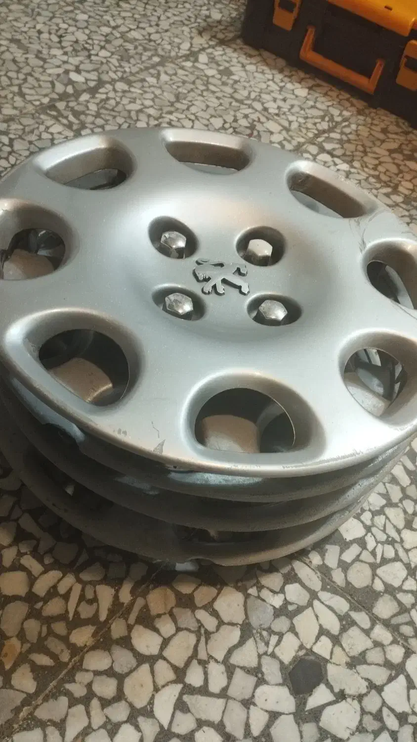 قالپاق رویه داشبرد تیبا و لاستیک نو|قطعات یدکی و لوازم جانبی|خرم‌آباد, |دیوار