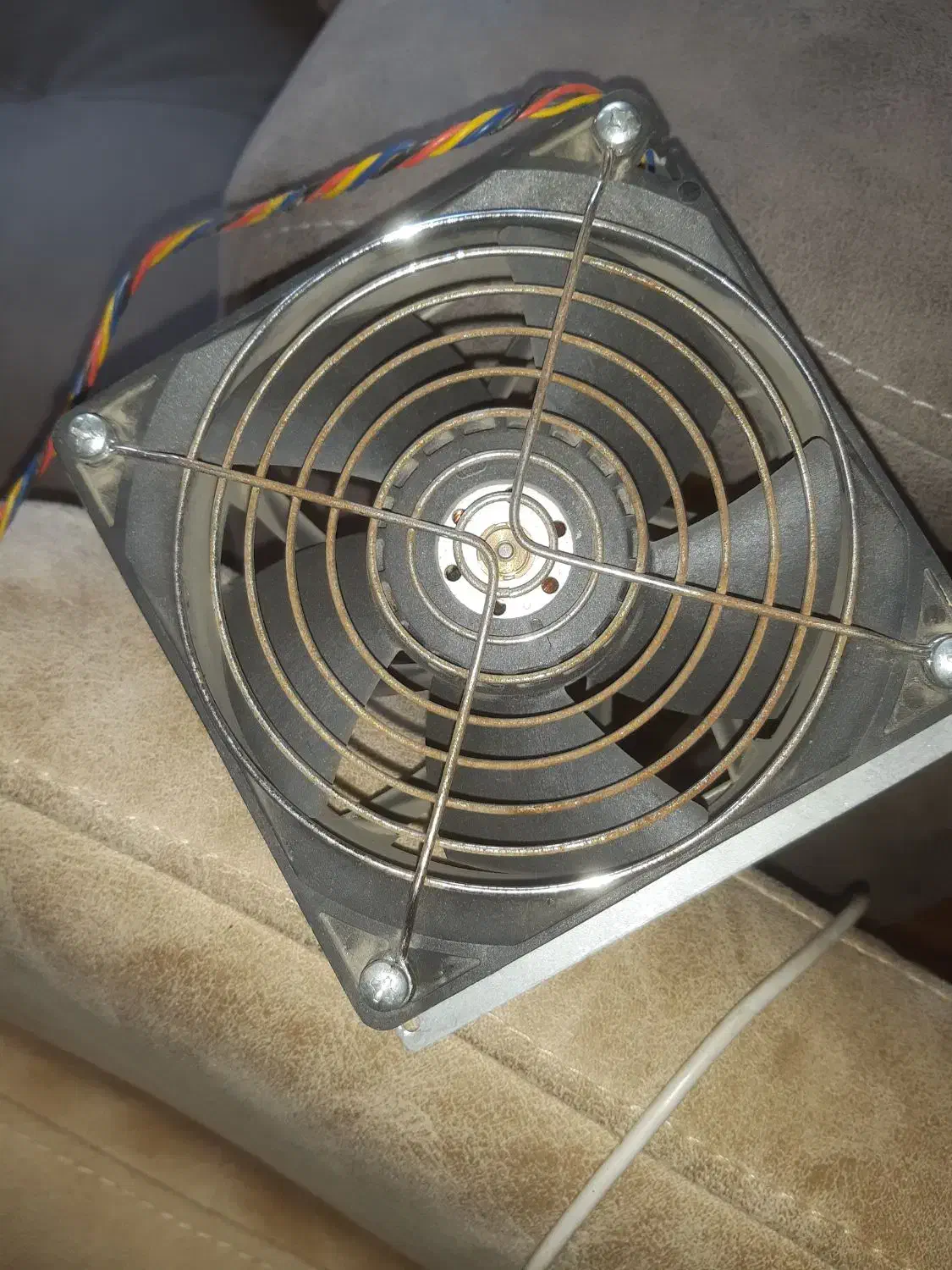 فن ماینر و کیس|قطعات و لوازم جانبی رایانه|فولادشهر, فولادشهر|دیوار