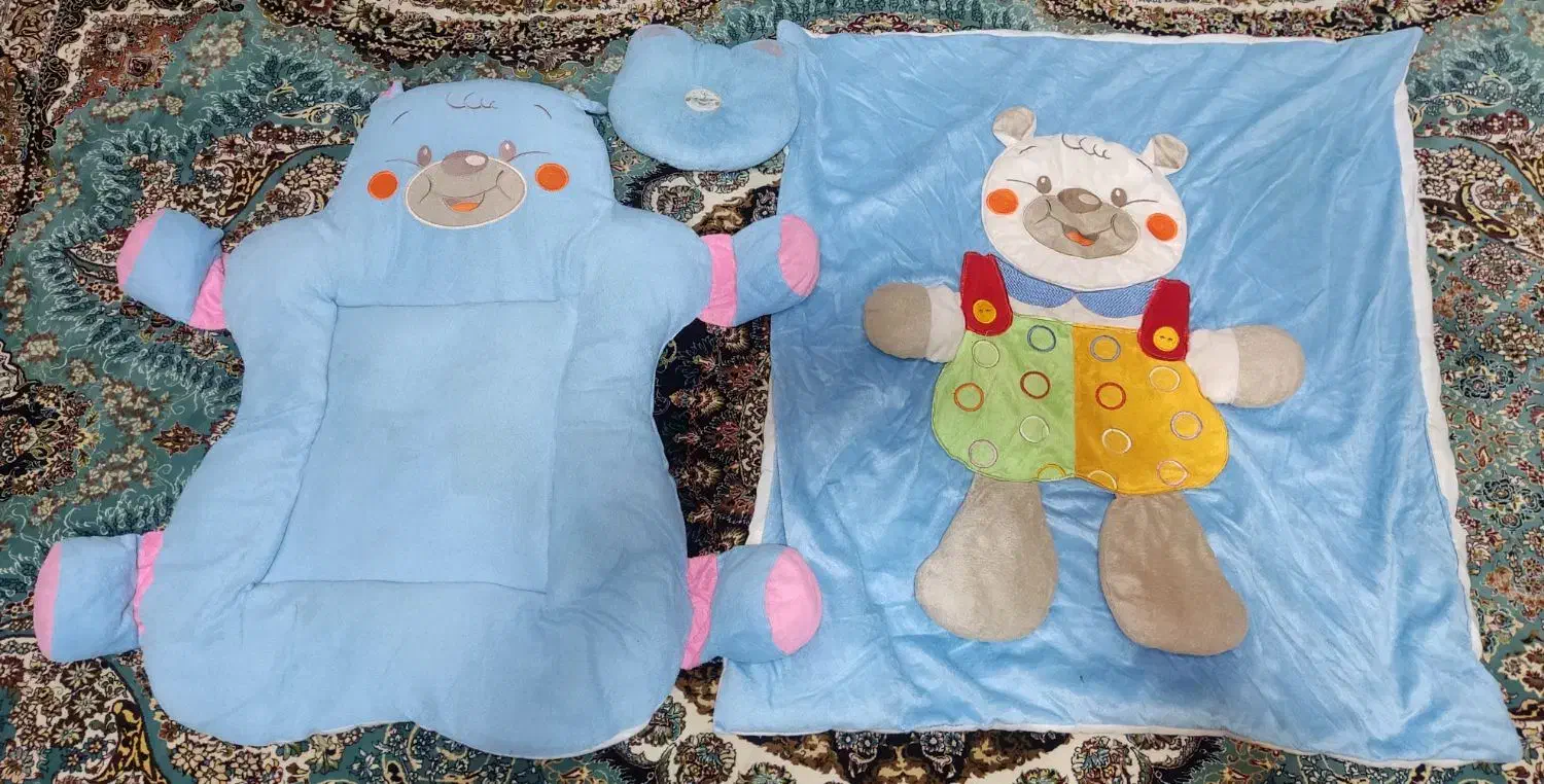 لحاف تشک نوزادی با آغوشی نوزاد|رختخواب، بالش، پتو|قرچک, زیبا شهر|دیوار