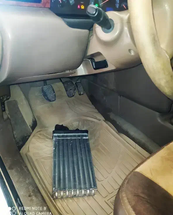 تعویض رادیاتور بخاری بدون داشبورد تضمینی|خدمات موتور و ماشین|دزفول, |دیوار