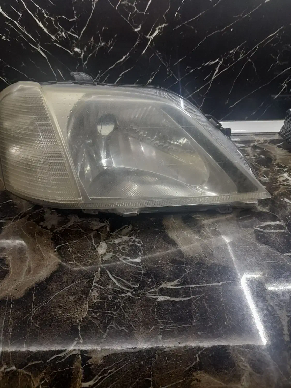 چراغ جلوی ال نود سمت شاگرد|قطعات یدکی و لوازم جانبی|کرج, گلشهر|دیوار