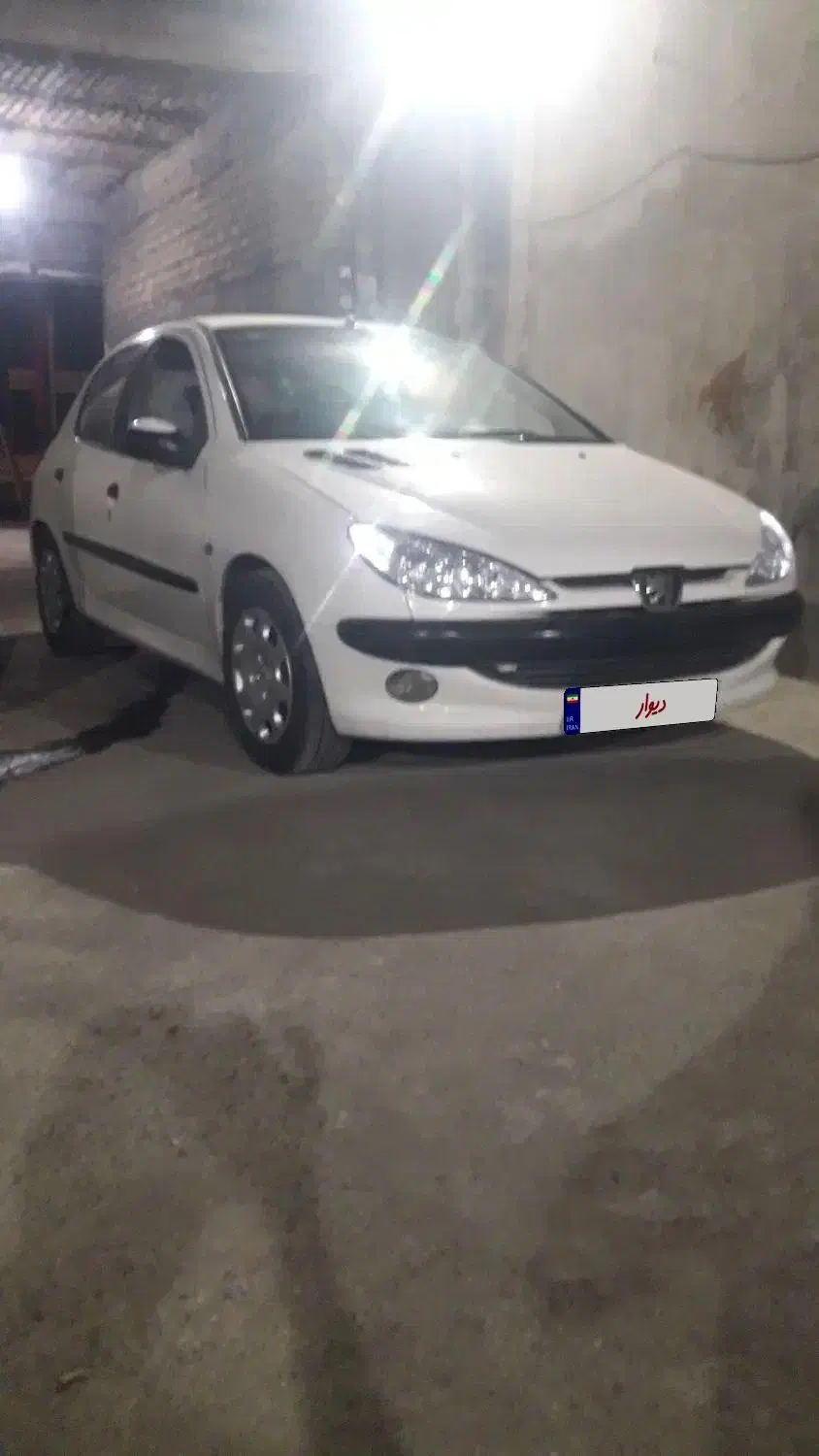 پژو ۲۰۶ مدل ۹۰دور رنگ شاسی پلمپ|خودرو سواری و وانت|رشت, گلسار|دیوار