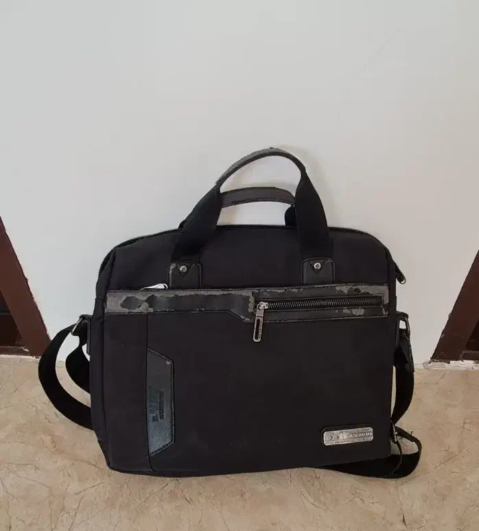 کیف های اسپرت فروشی در حد نو|کیف، کفش، کمربند|مراغه, |دیوار