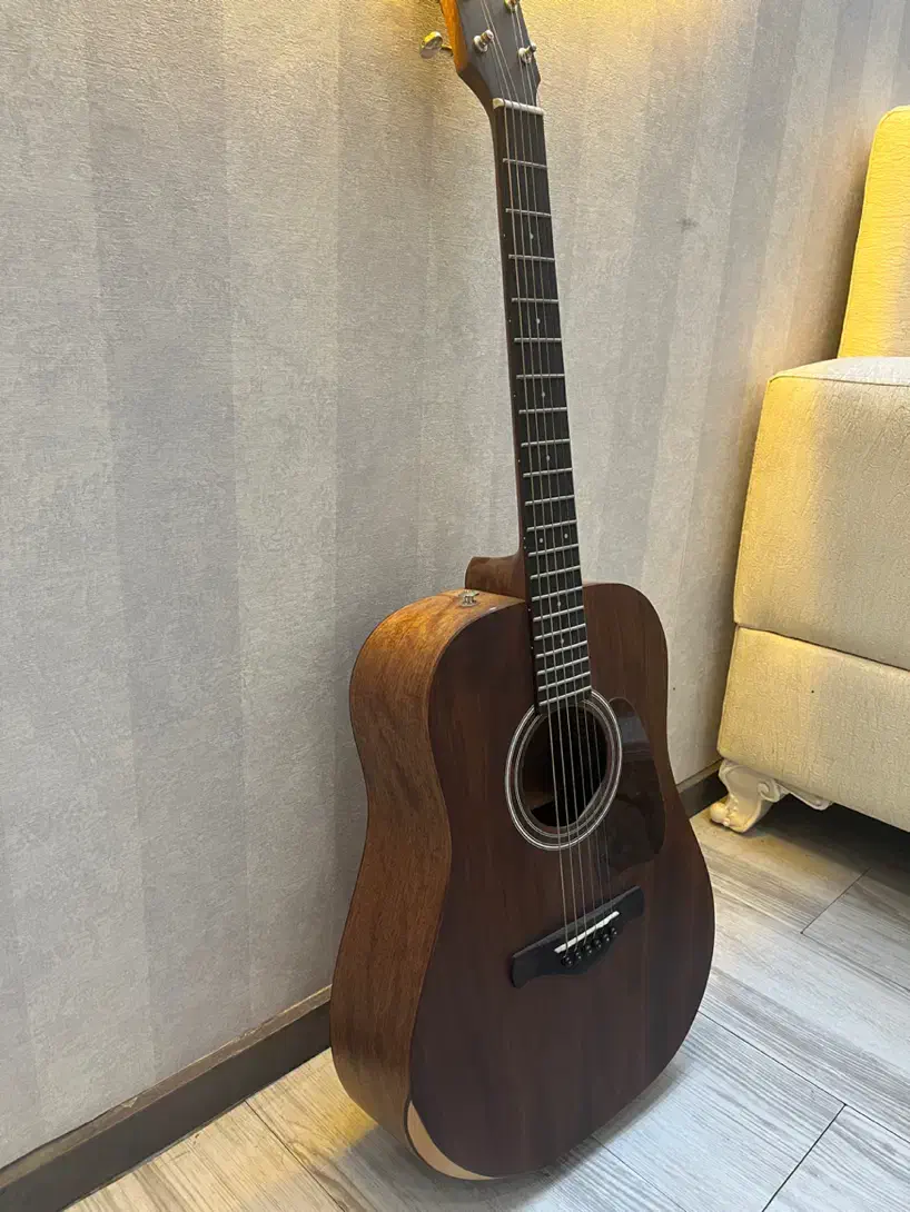 گیتار آکوستیک ibanez|گیتار، بیس، امپلیفایر|اصفهان, جلفا|دیوار