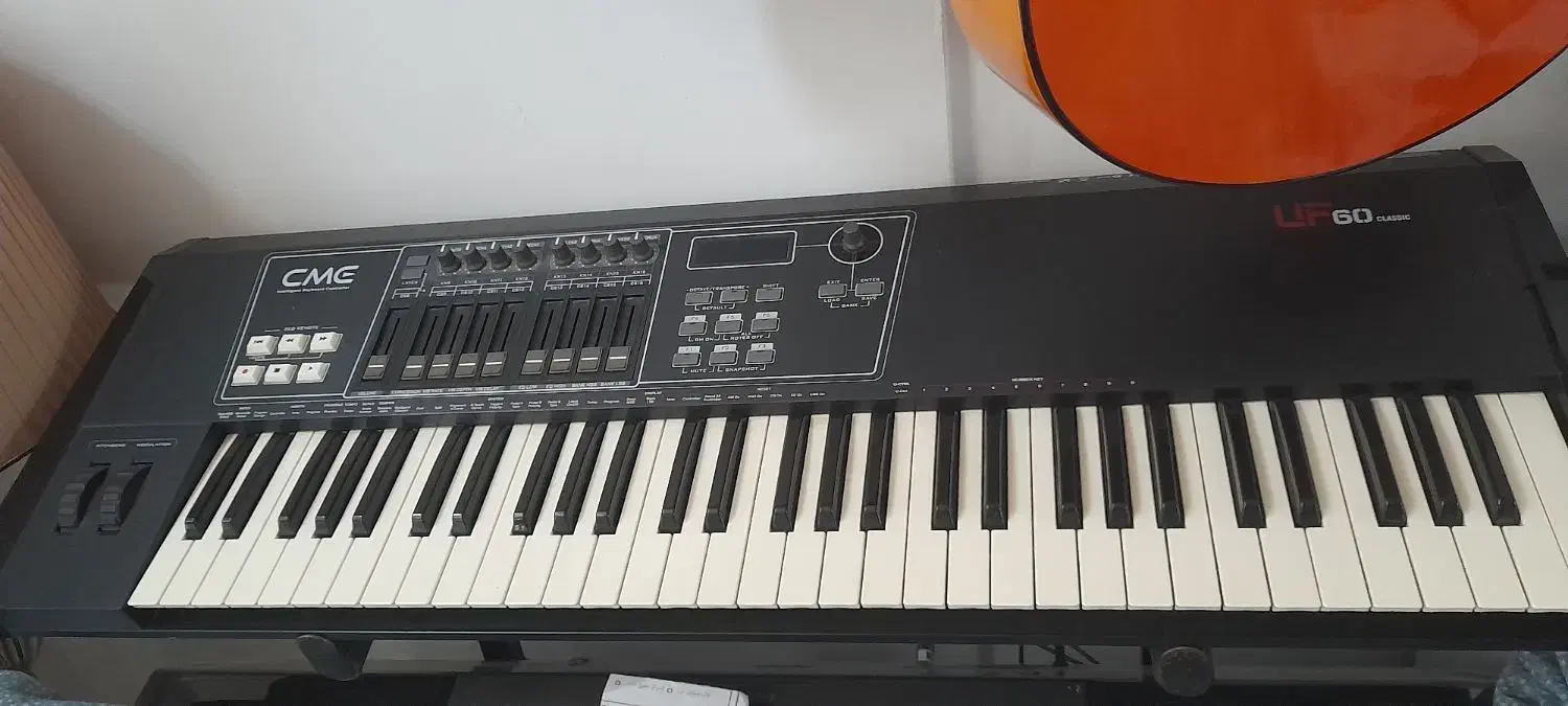 میدی کنترلر ۵ اکتاو|پیانو، کیبورد، آکاردئون|مشهد, شهید قربانی|دیوار