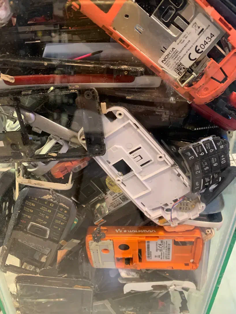 ضایعات موبایل|خدمات پیشه و مهارت|سنندج, |دیوار