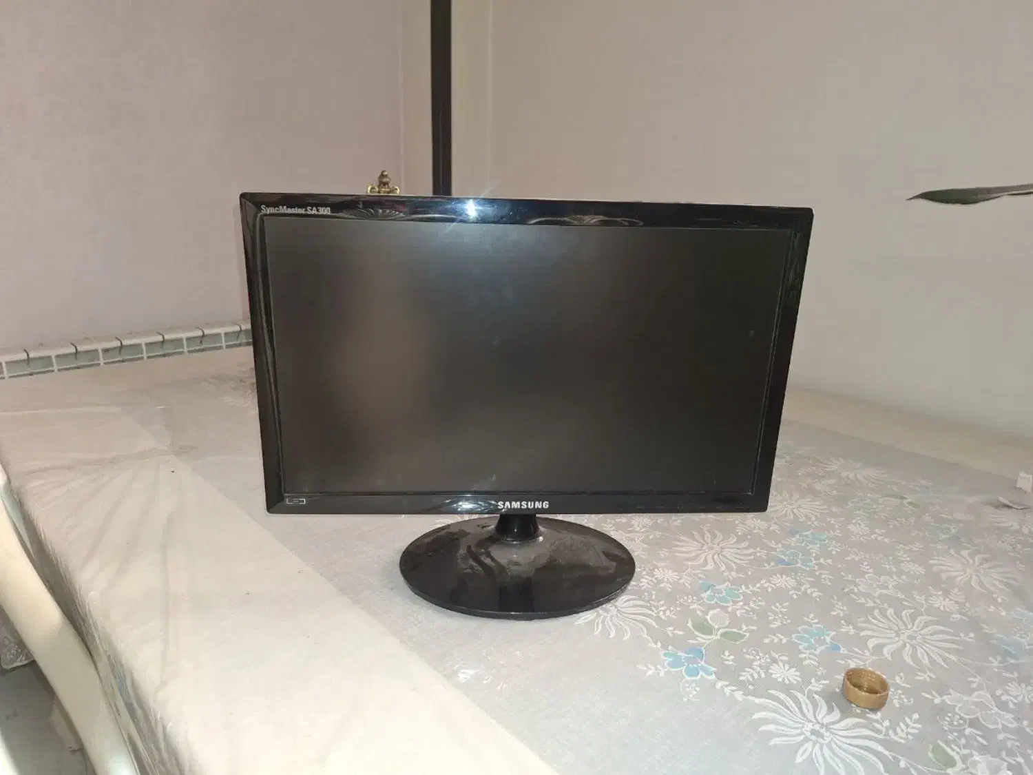 مانیتور ۱۹اینچ|قطعات و لوازم جانبی رایانه|تهران, تهران‌نو|دیوار