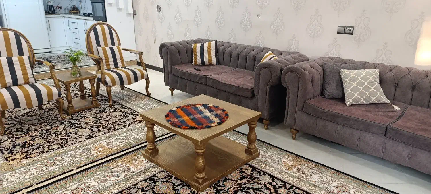 مبل هشت نفره چستر|مبلمان خانگی و میز عسلی|خرم‌آباد, |دیوار