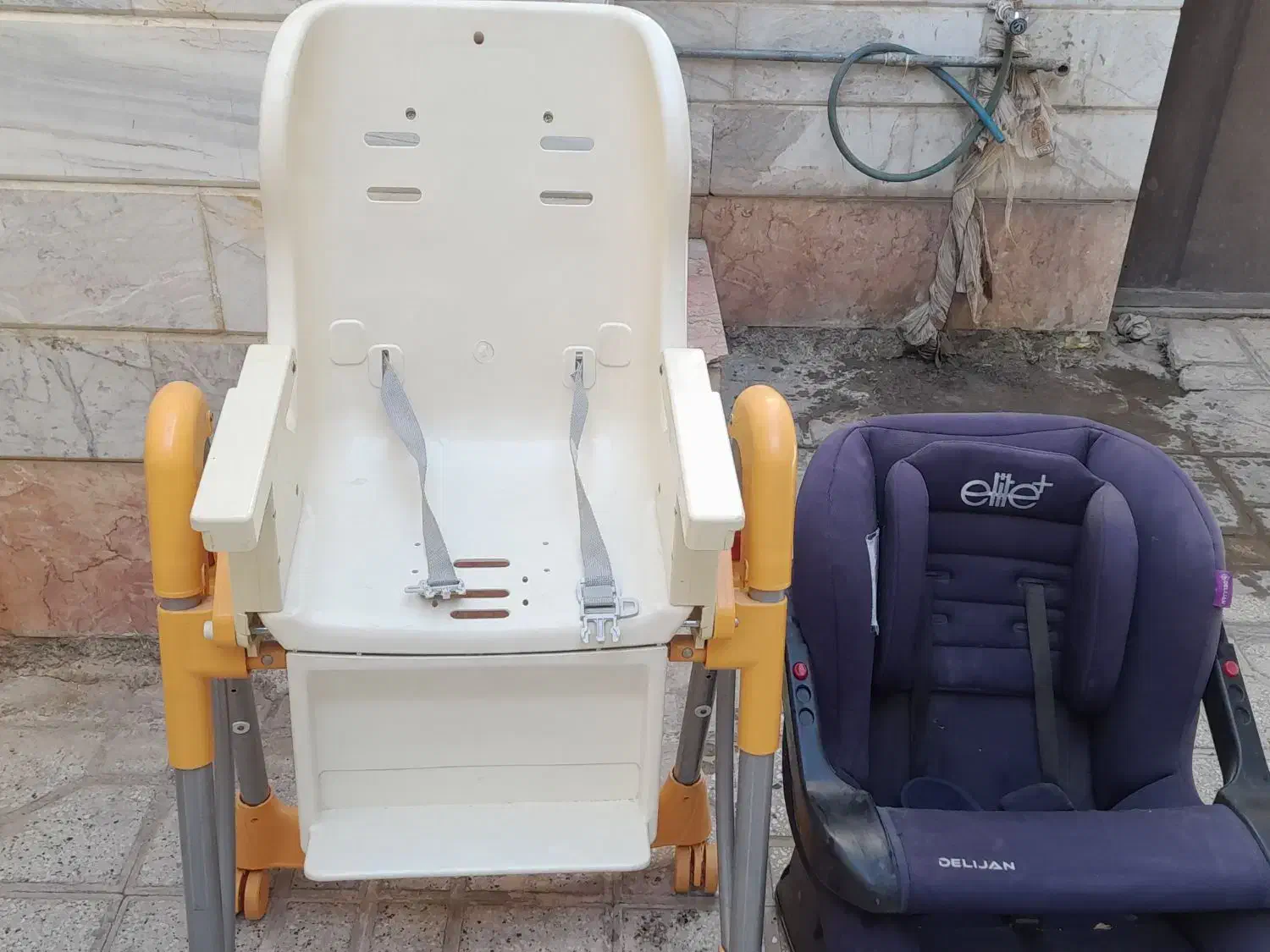 صندلی بچه تو ماشین و صندلی غذا|کالسکه و لوازم جانبی|کاشمر, |دیوار