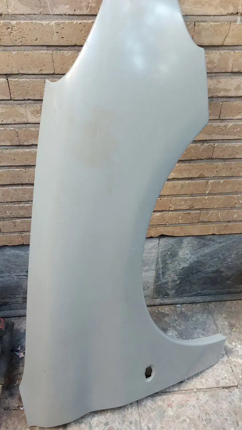 گلگیر۲۰۶سمت راست|قطعات یدکی و لوازم جانبی|خرمآباد, |دیوار