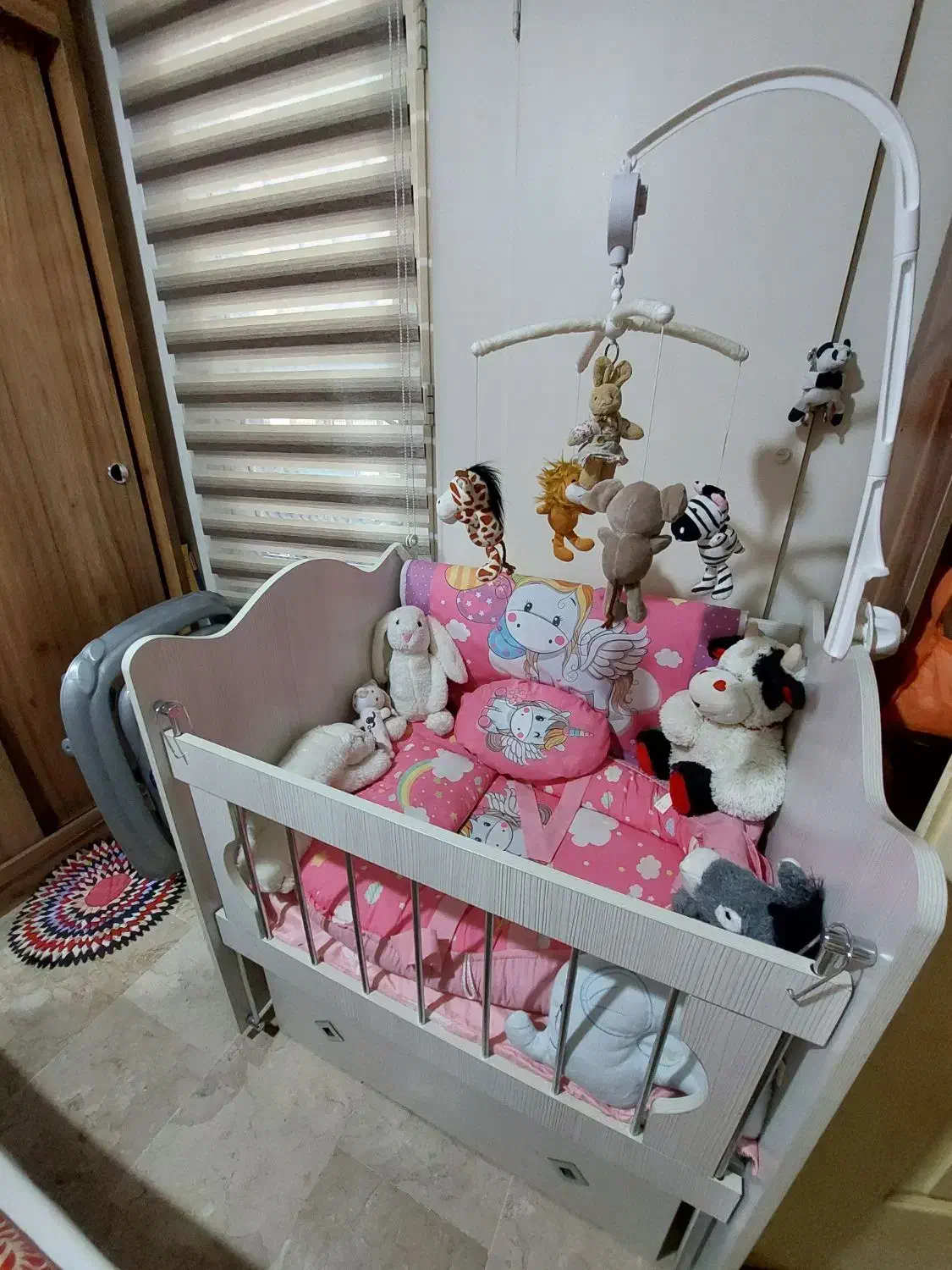 تخت کودک|تخت و صندلی بچه|تهران, قلمستان|دیوار