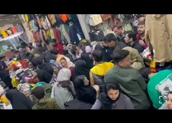فروشگاه بزرگ ۲۵۰ تومنی در کاشان با شرایط چکی|کفش و لباس بچه|کاشان, عربها|دیوار