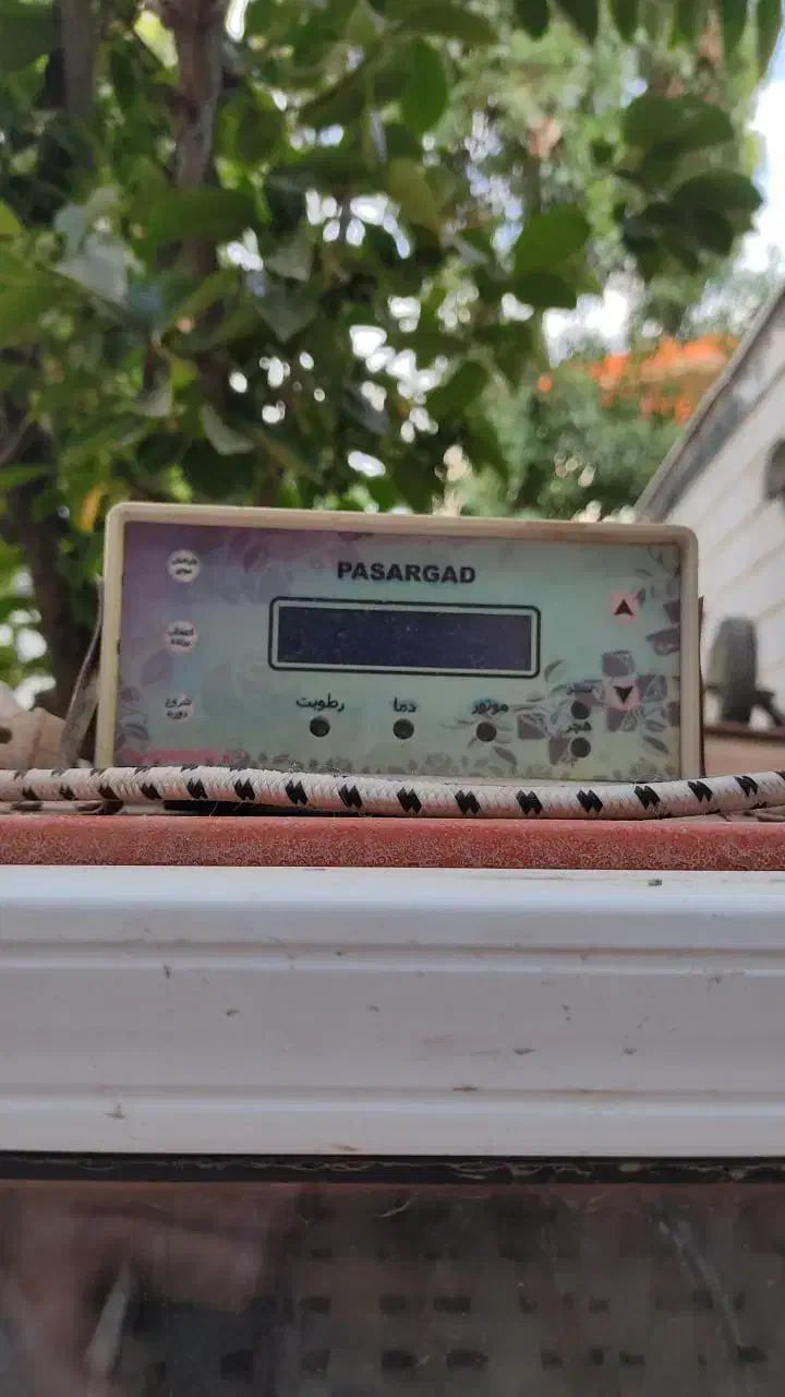 دستگاه جوجه کشی|لوازم جانبی حیوانات|ملایر, |دیوار