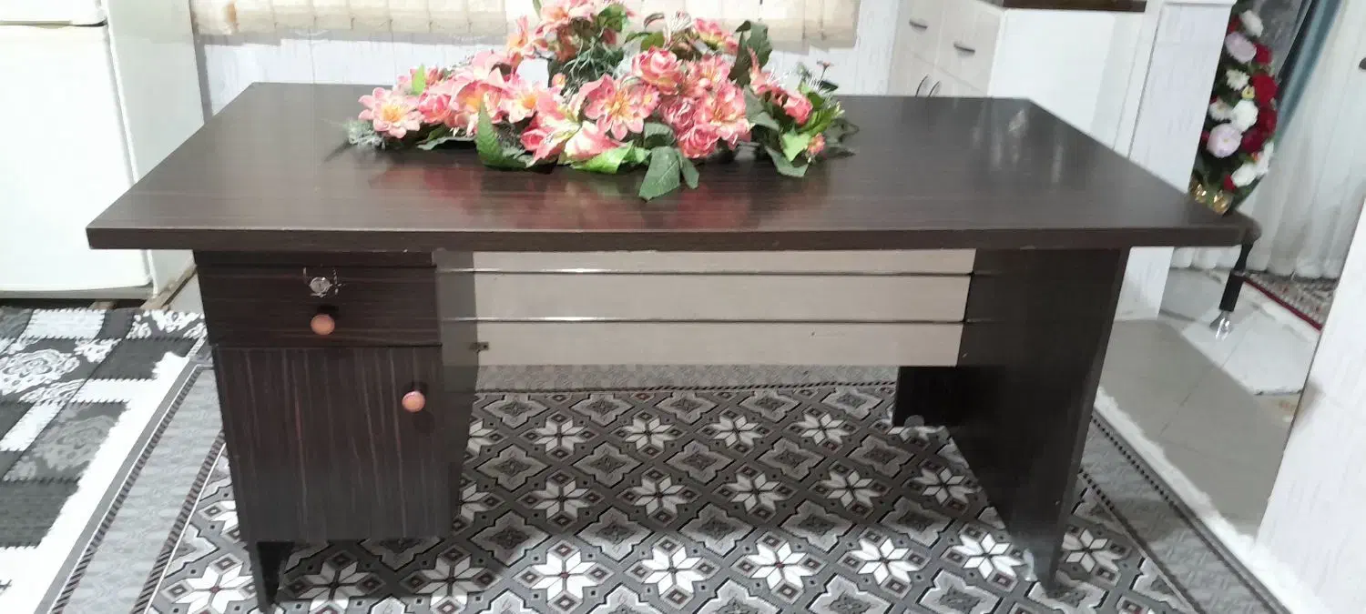 میز کار چوب درجه یک|مبلمان اداری|قوچان, |دیوار