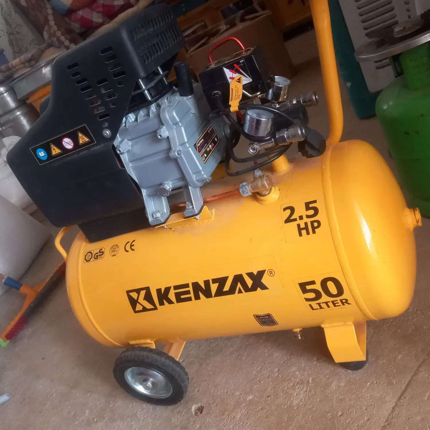 تانک بادکنزاکس|ابزارآلات|منج, |دیوار