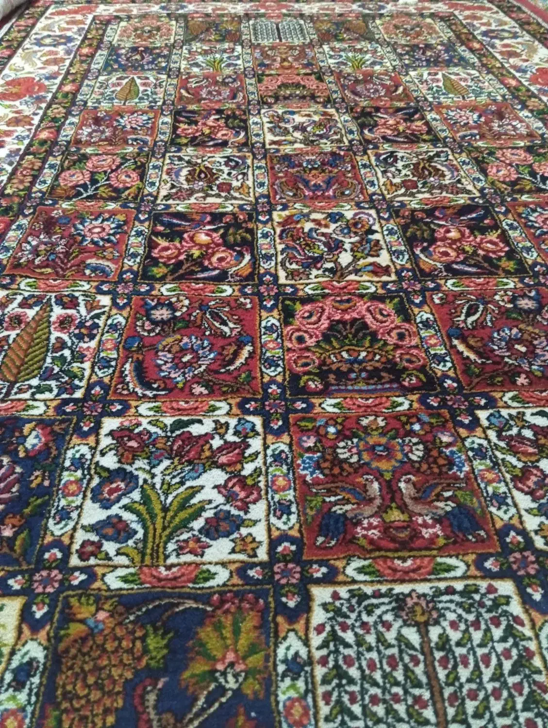 قالی دست بافت|فرش|شهرکرد, |دیوار