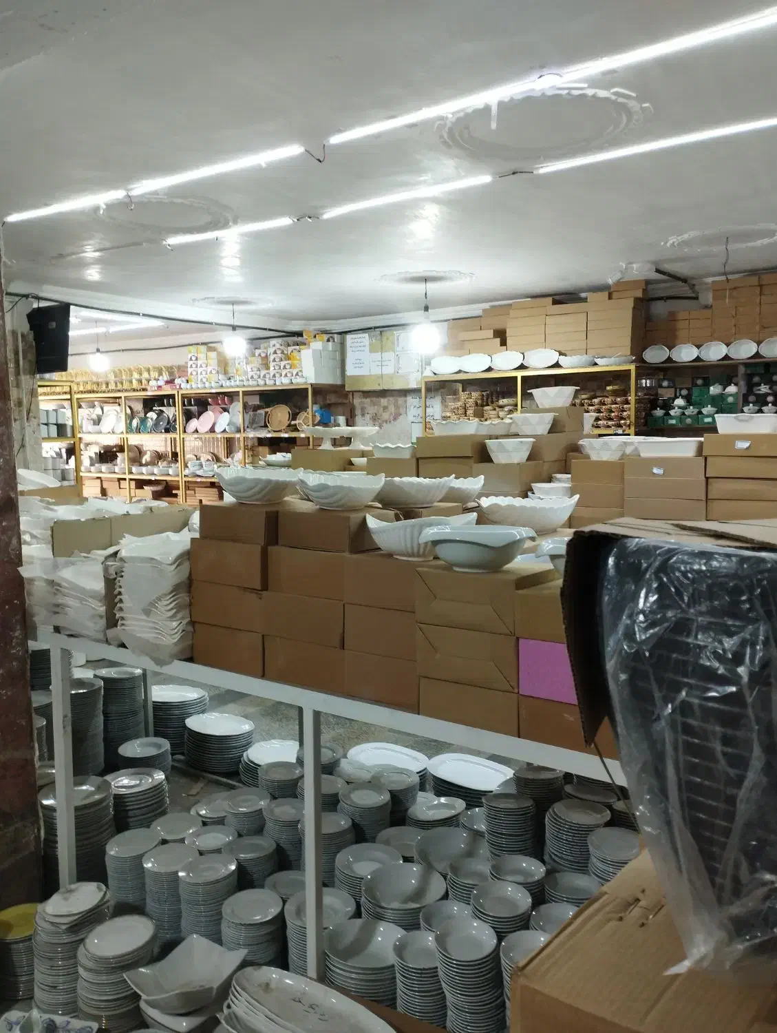 هتلی.کافه.رستوران|ظروف سرو و پذیرایی|زاهدان, |دیوار