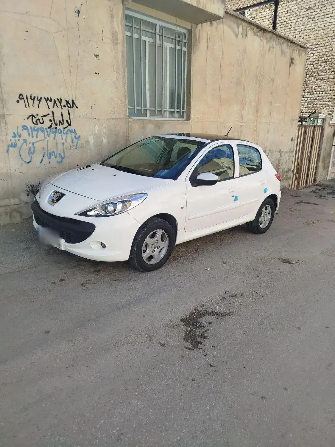 پژو ۲۰۷ پانا در حد خشک|خودرو سواری و وانت|خرم‌آباد, |دیوار