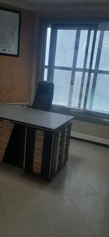دفتر کار ۷۰ متری با دو پارکینگ خیابان شیخ بهایی|فروش دفتر کار، اتاق اداری، مطب|اصفهان, شاهزاده ابراهیم|دیوار